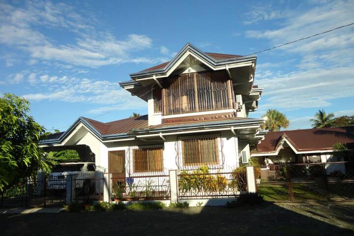 La Casa Blanca Transient House