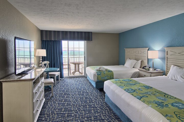 1 King Bed Petite Non Beach View (5 of 21)
