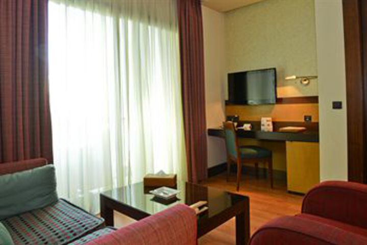 Room 48 of 56