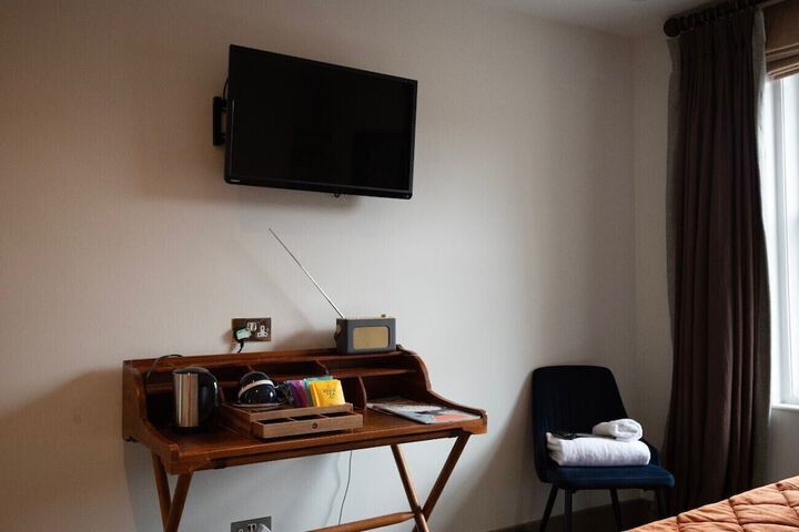 Room 3 of 35