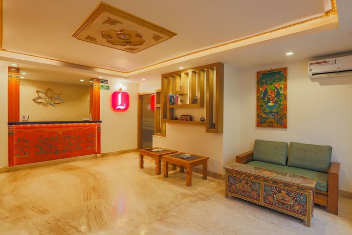 Hotel Interior 4 of 36