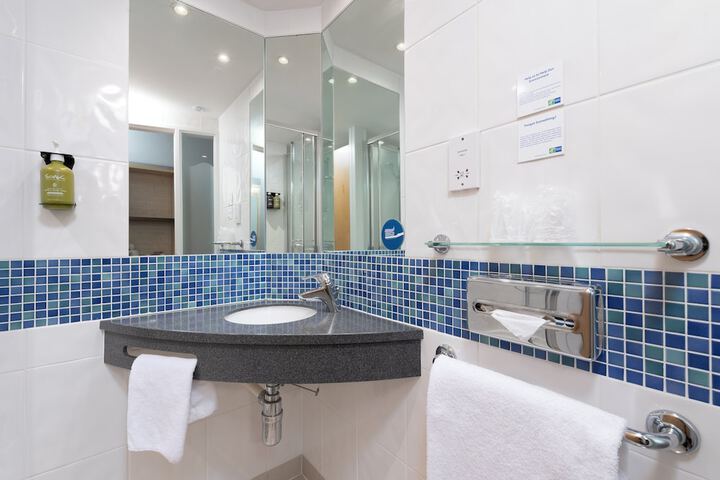 Clean Restrooms