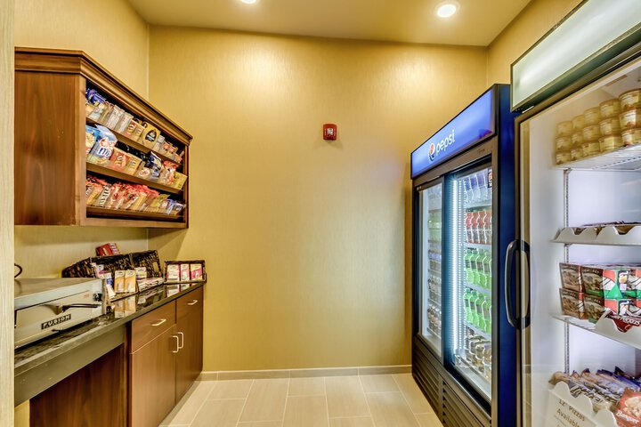 Snack bar