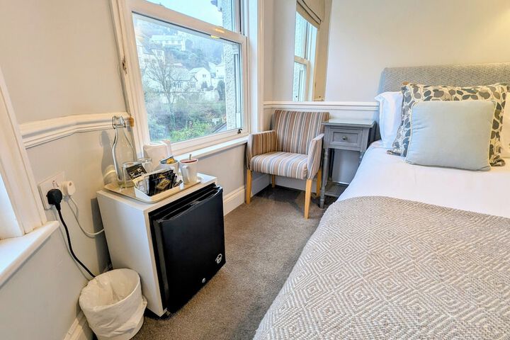 Room 22 of 122