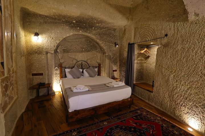 Room 52 of 108