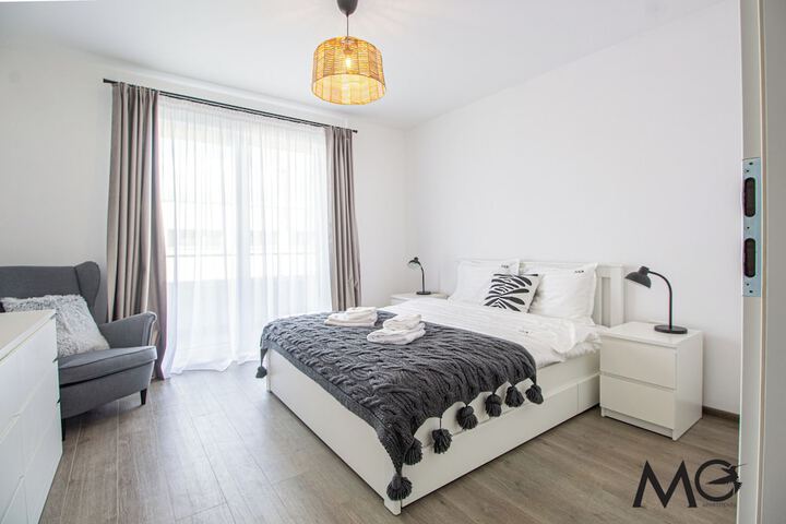 Room 32 of 653