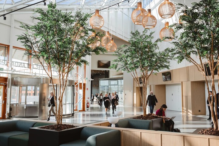 Guest Lobby