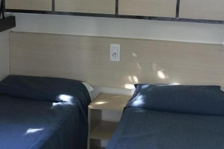 Room 6 of 57
