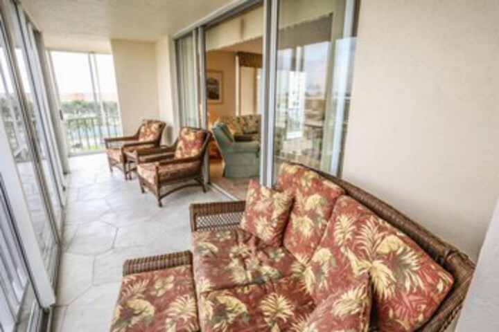 Terrace/Patio 3 of 18