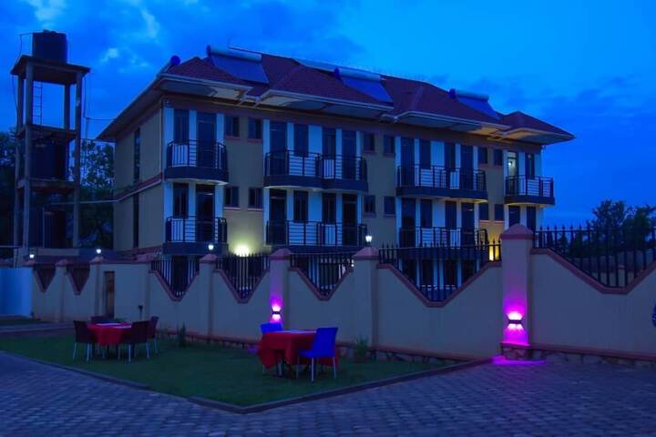 Hotel 64 of 69