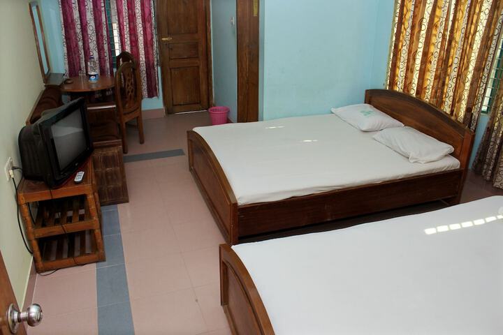 Room 7 of 26
