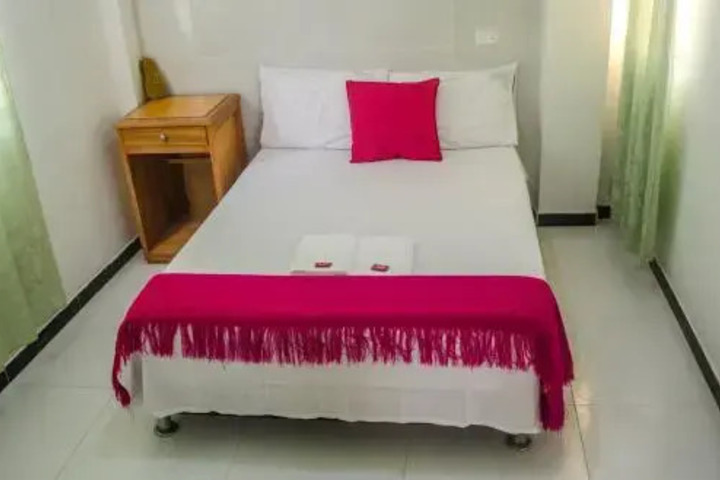Room 5 of 11