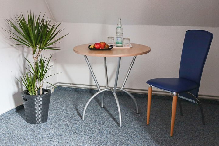 Room 2 of 15