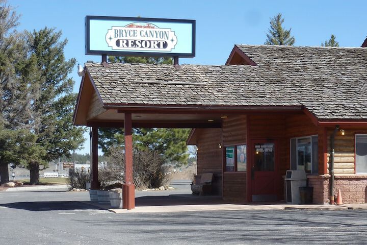 Hotel 54 of 64