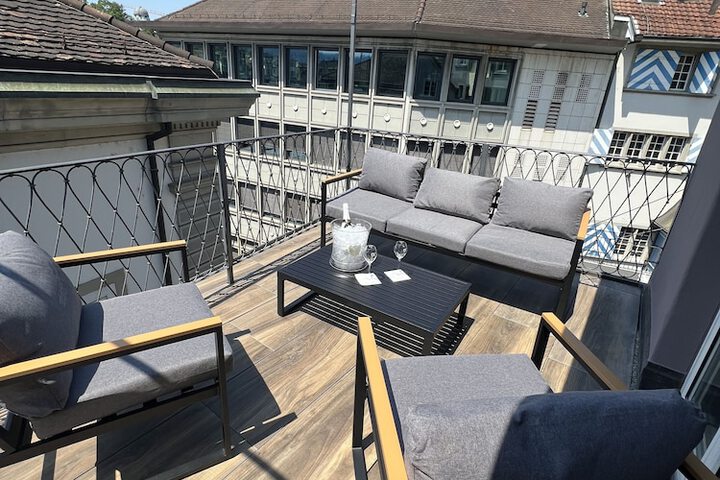 Terrace/Patio 25 of 40