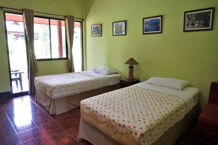 Room 10 of 62