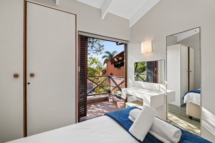 Hotel Exterior 28 of 28