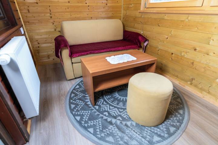 Room 44 of 125