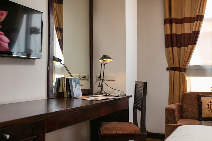 Room 21 of 97