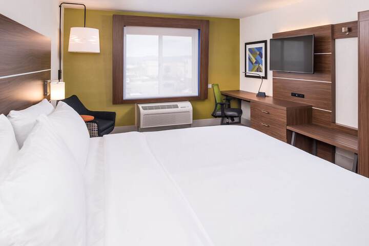 Room 15 of 56