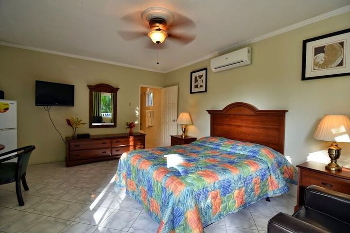 Room 47 of 86