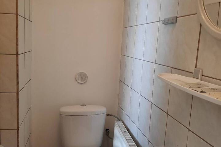 Room 40 of 60