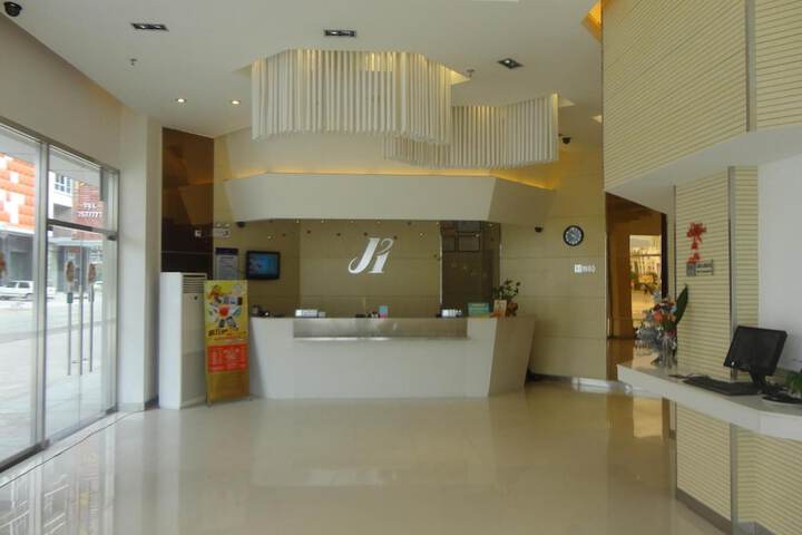 Lobby Photos
