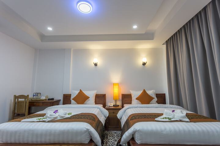 Room 14 of 36