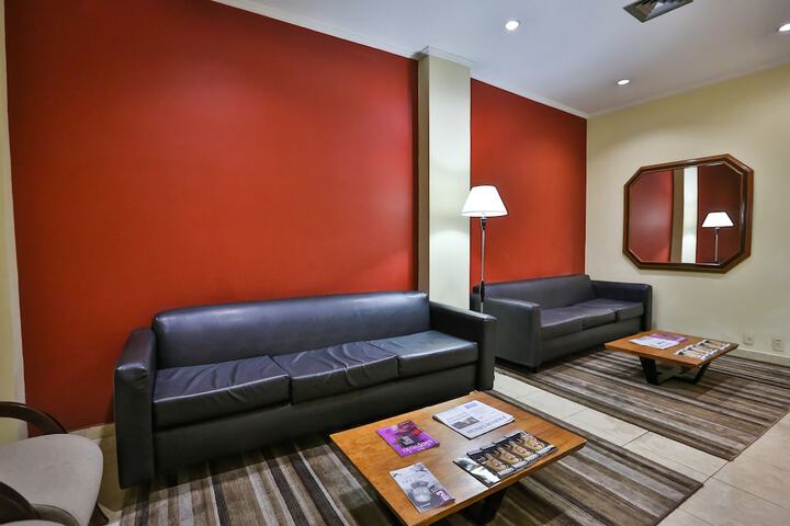Guest Lobby