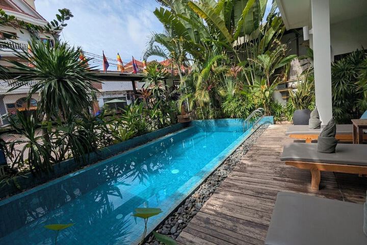 Pool 106 of 177
