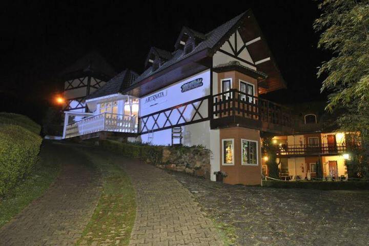 Hotel 3 of 3