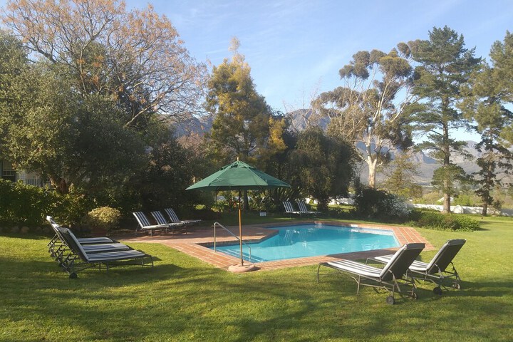 Pool 29 of 43