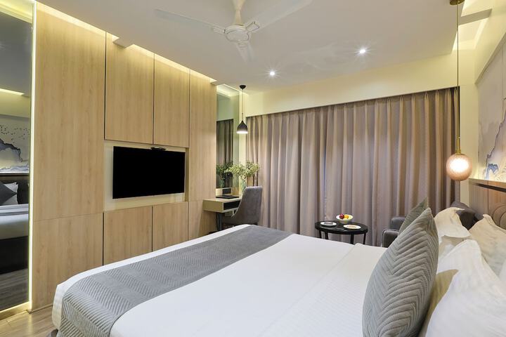 Room 38 of 48