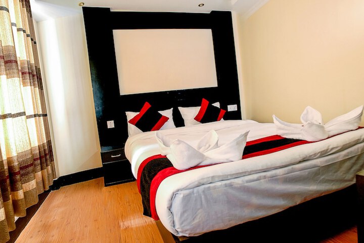 Room 10 of 61