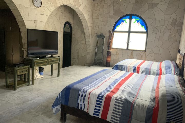 Room 8 of 54