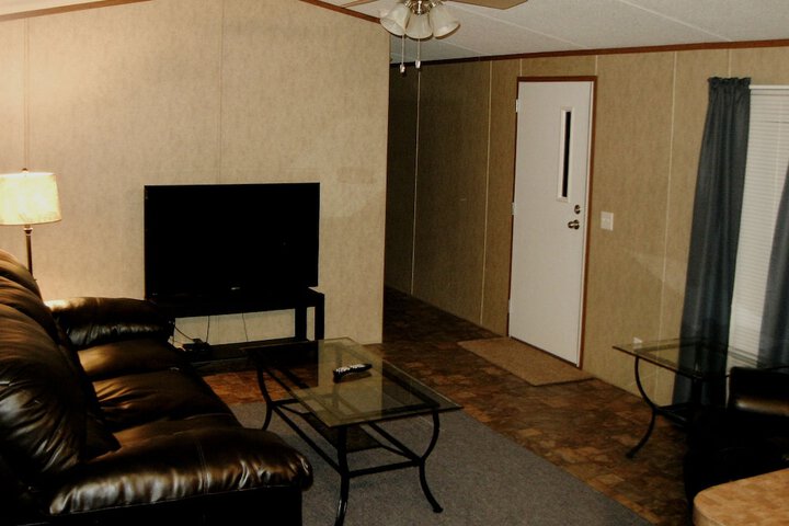 Room 6 of 11