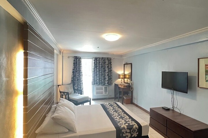 Room 30 of 80