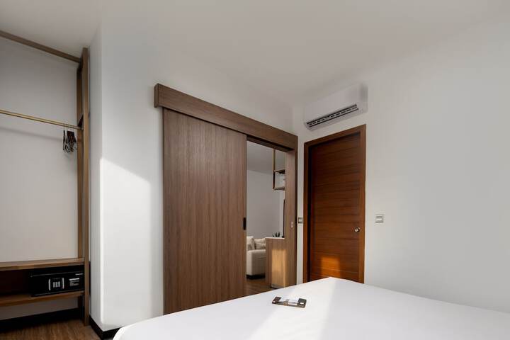 Room 29 of 96