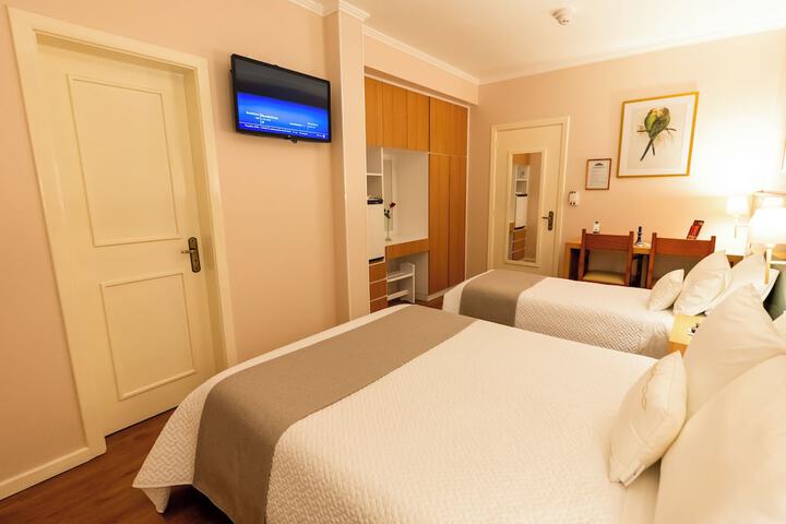 Room 22 of 95