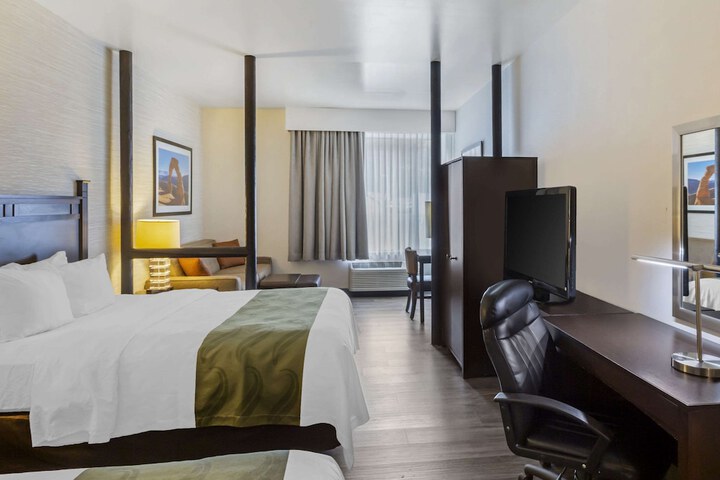 Room 19 of 33