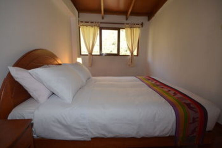 Room 8 of 37