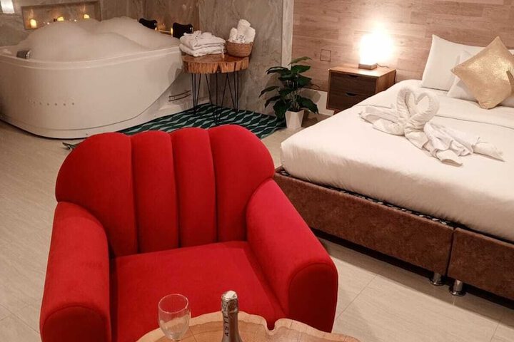 Room 21 of 70