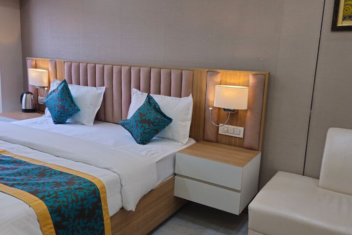 Room 17 of 22