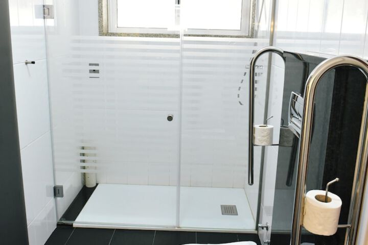 Room 40 of 70