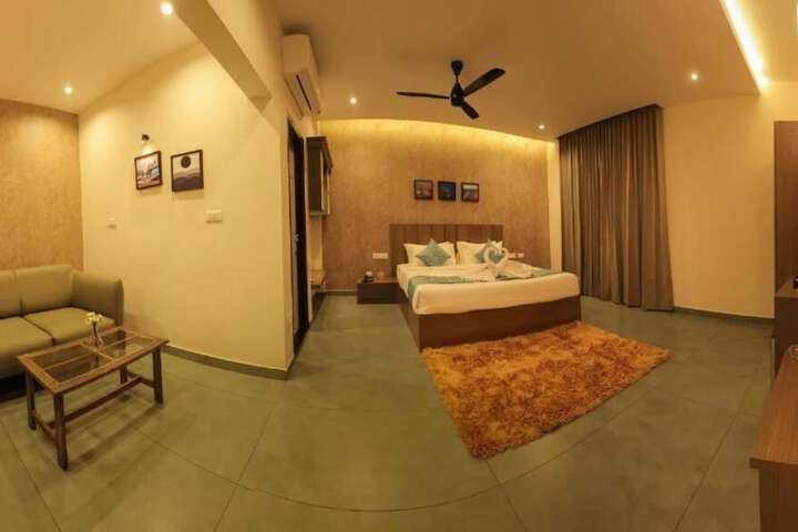 Room 19 of 39