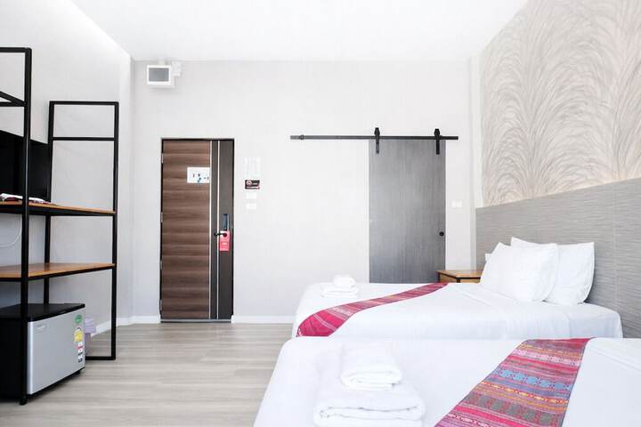 Room 47 of 112