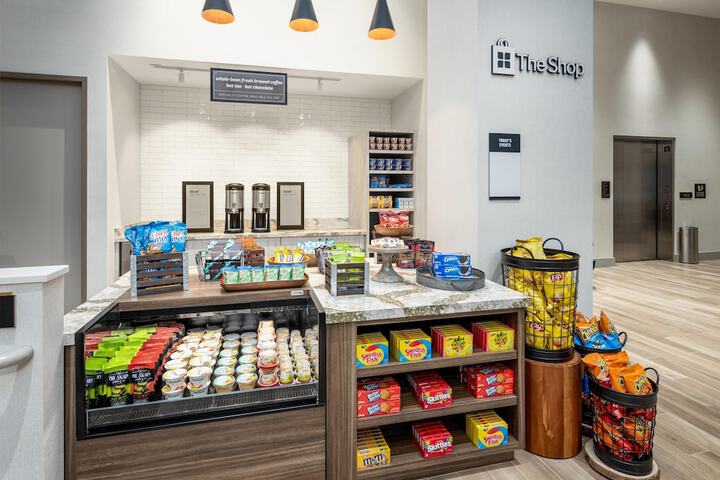 Snack bar