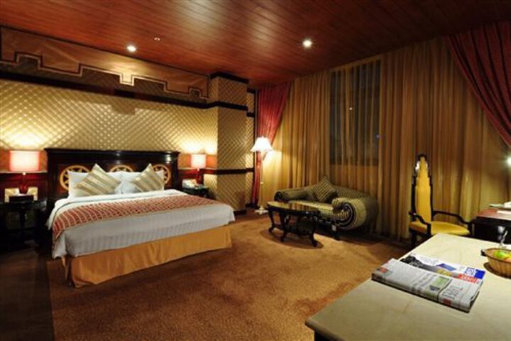Suite Room