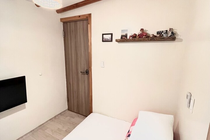 Room 19 of 58