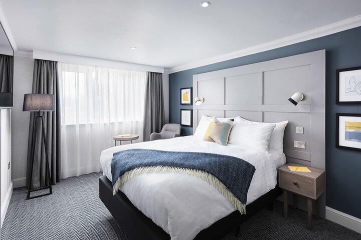 Room 18 of 85